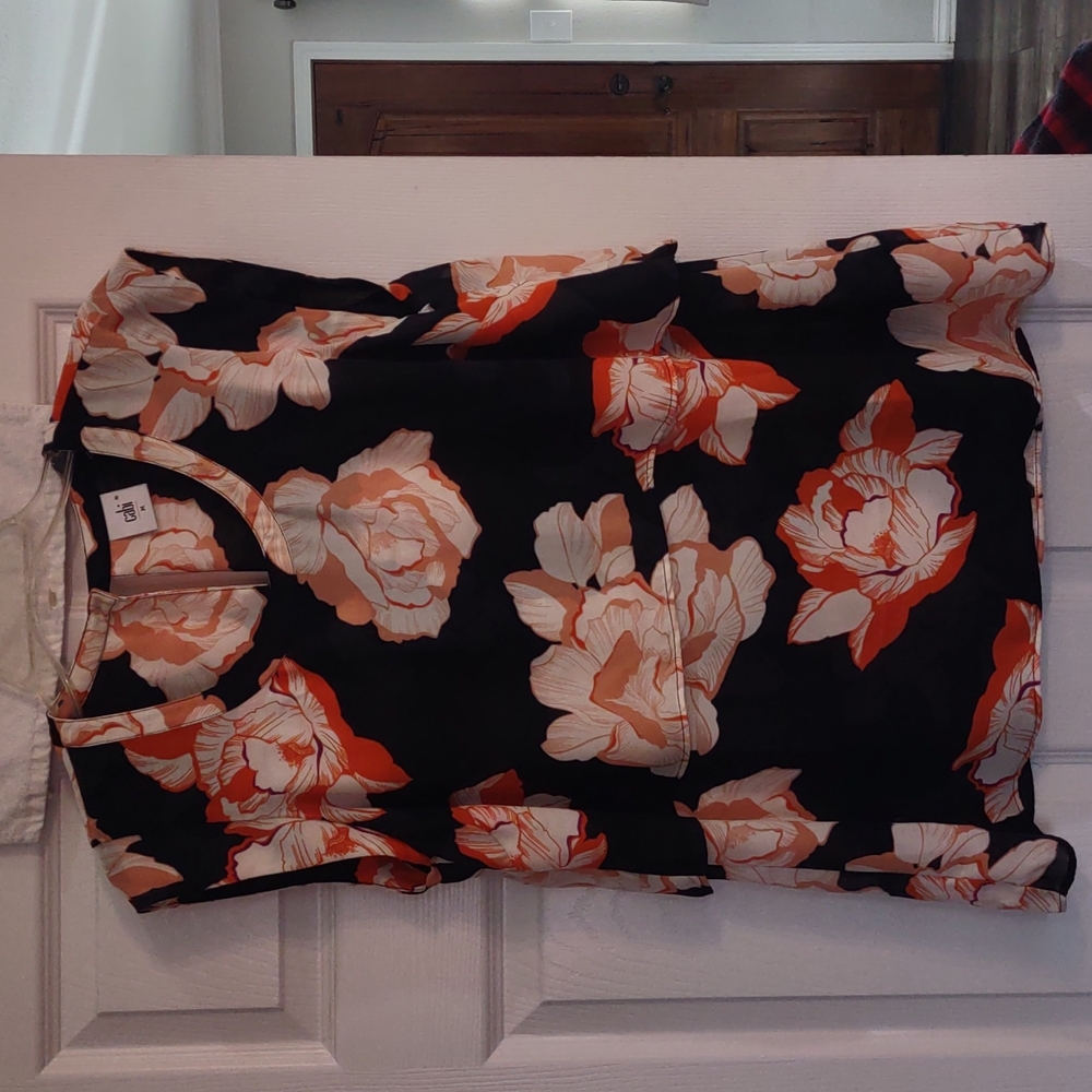 cabi capped sleeveless blouse